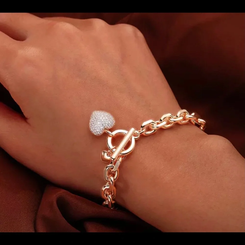 Pave’ Heart Bracelet in Silver